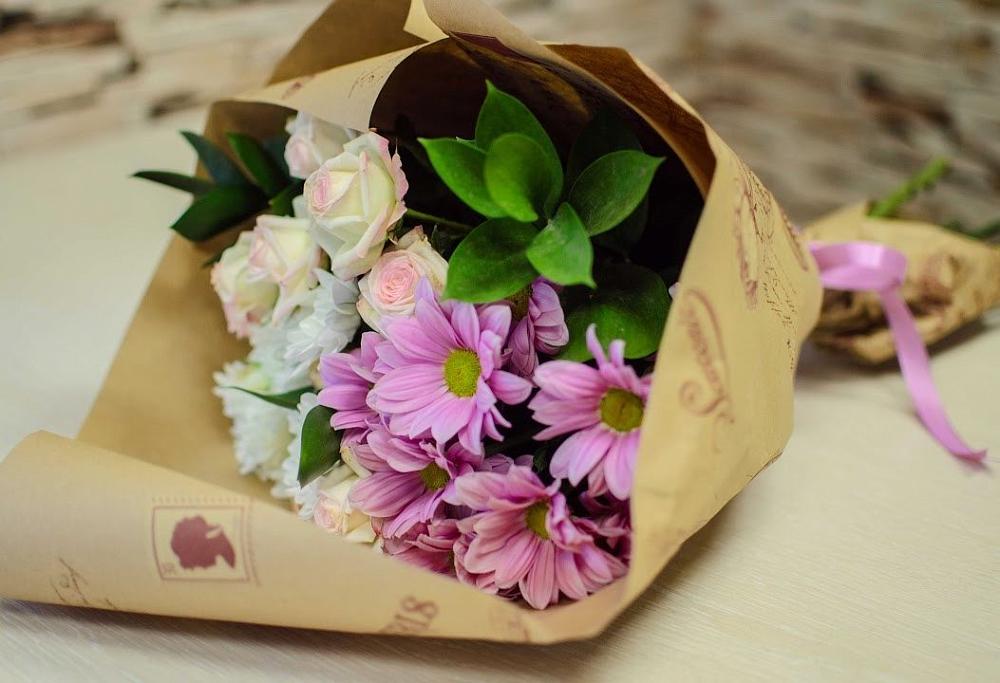 Букет цветов из: Розы и Хризантемы в Алферьево