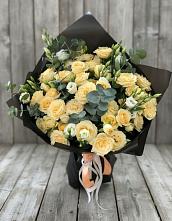 Букет цветов из:  Розы и Лизиантусы #REPLACE_PRED# Алферьево