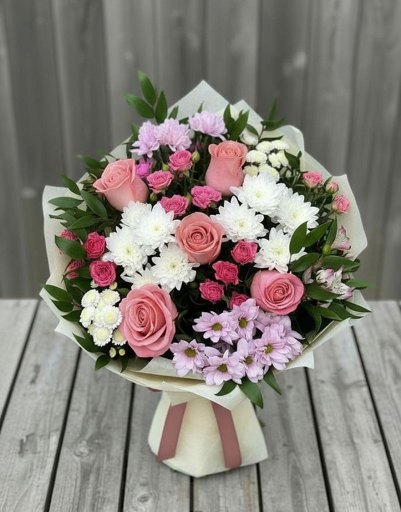 Букет цветов из: Альстромерии, Гвоздики, Розы и Хризантемы в Алферьево