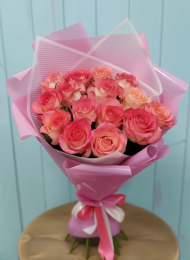 Букет 15 Розовых роз Равель в Алферьево