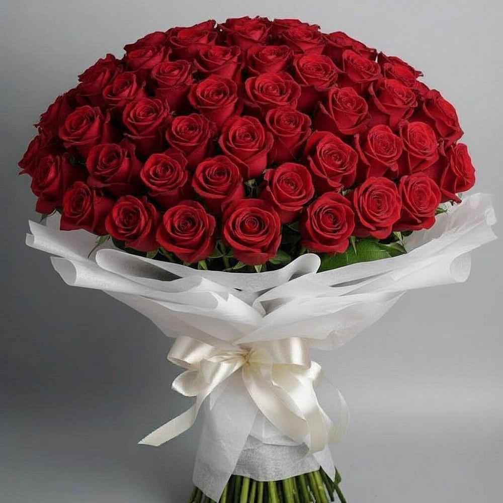 Букет 101 Красная роза Блэк Мэджик в Алферьево