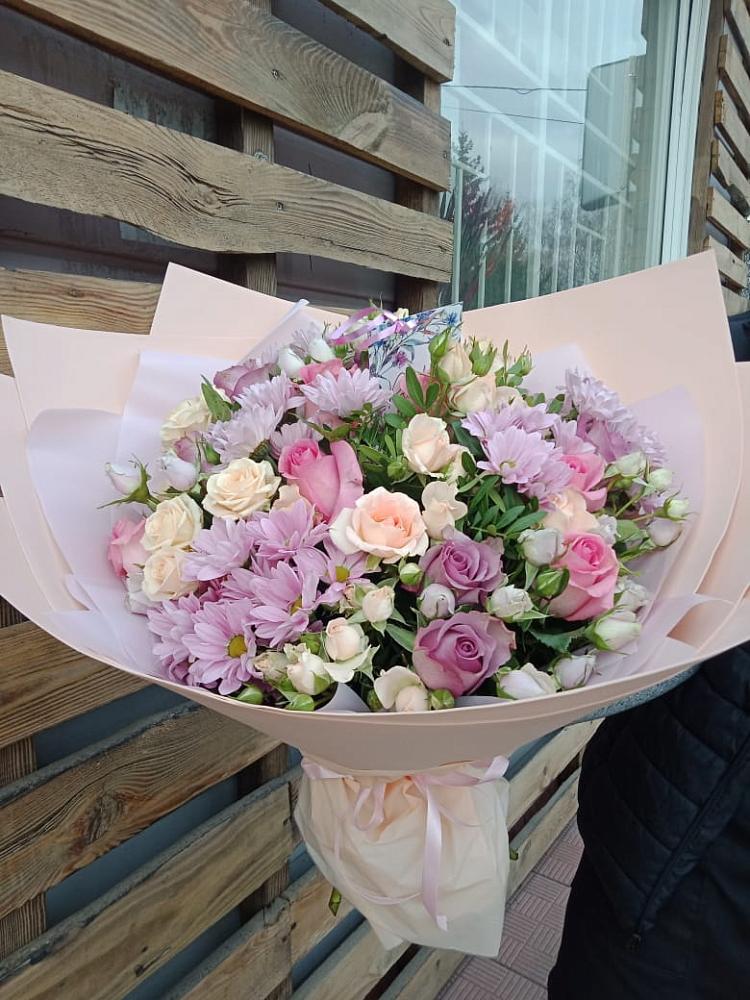 Букет цветов из: Розы и Хризантемы в Алферьево