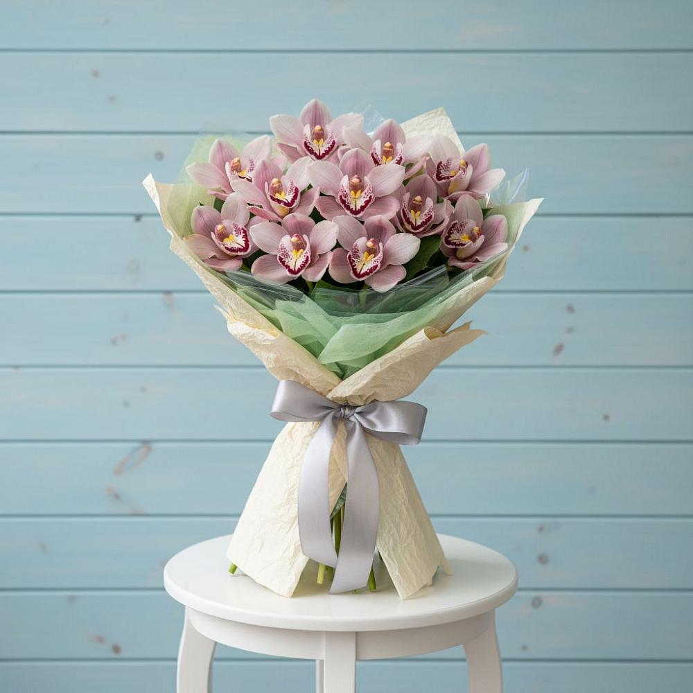 Букет цветов из: Орхидеи и Розы в Алферьево