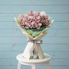 Букет цветов из:  Орхидеи и Розы в Алферьево
