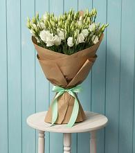 Букет цветов из:  Лизиантусы в Алферьево