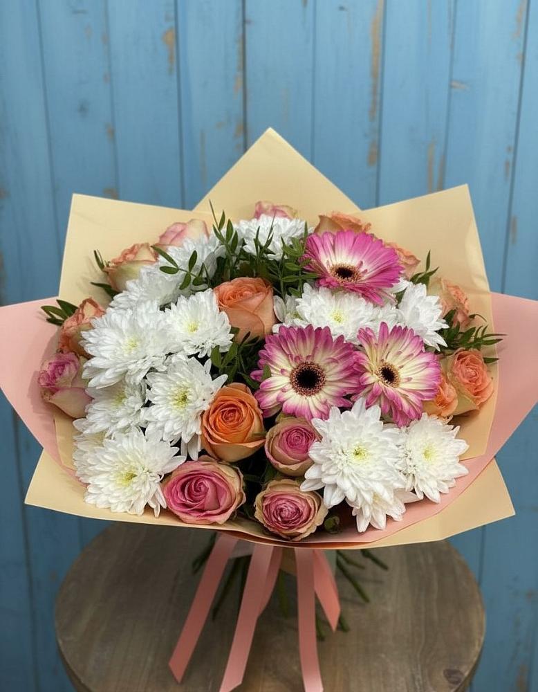 Букет цветов из: Розы, Герберы и Хризантемы в Алферьево