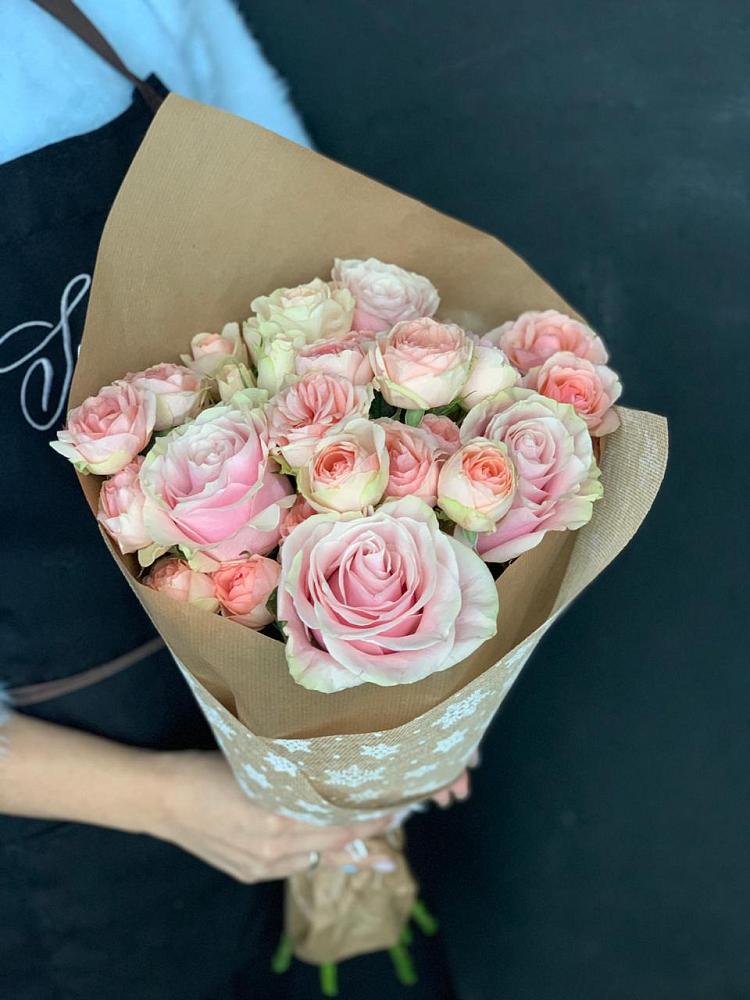 Букет цветов из: Хризантемы и Розы в Алферьево