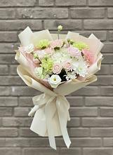 Букет цветов из:  Гвоздики, Розы, Лизиантусы и Хризантемы в Алферьево